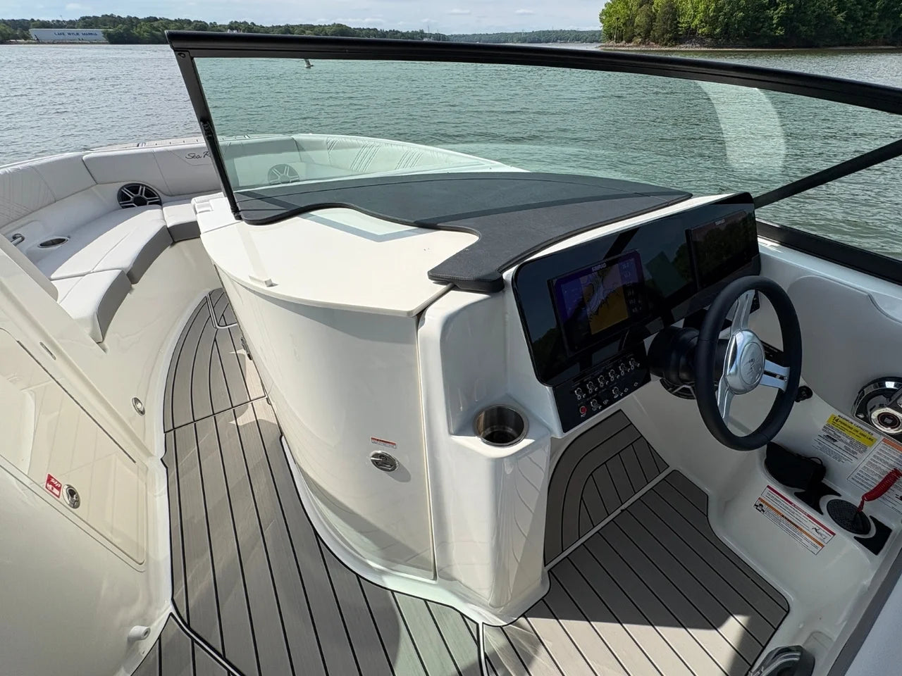 2026 Sea Ray SDX 250 Outboard 25.0 feet, Clearwater, Florida #25