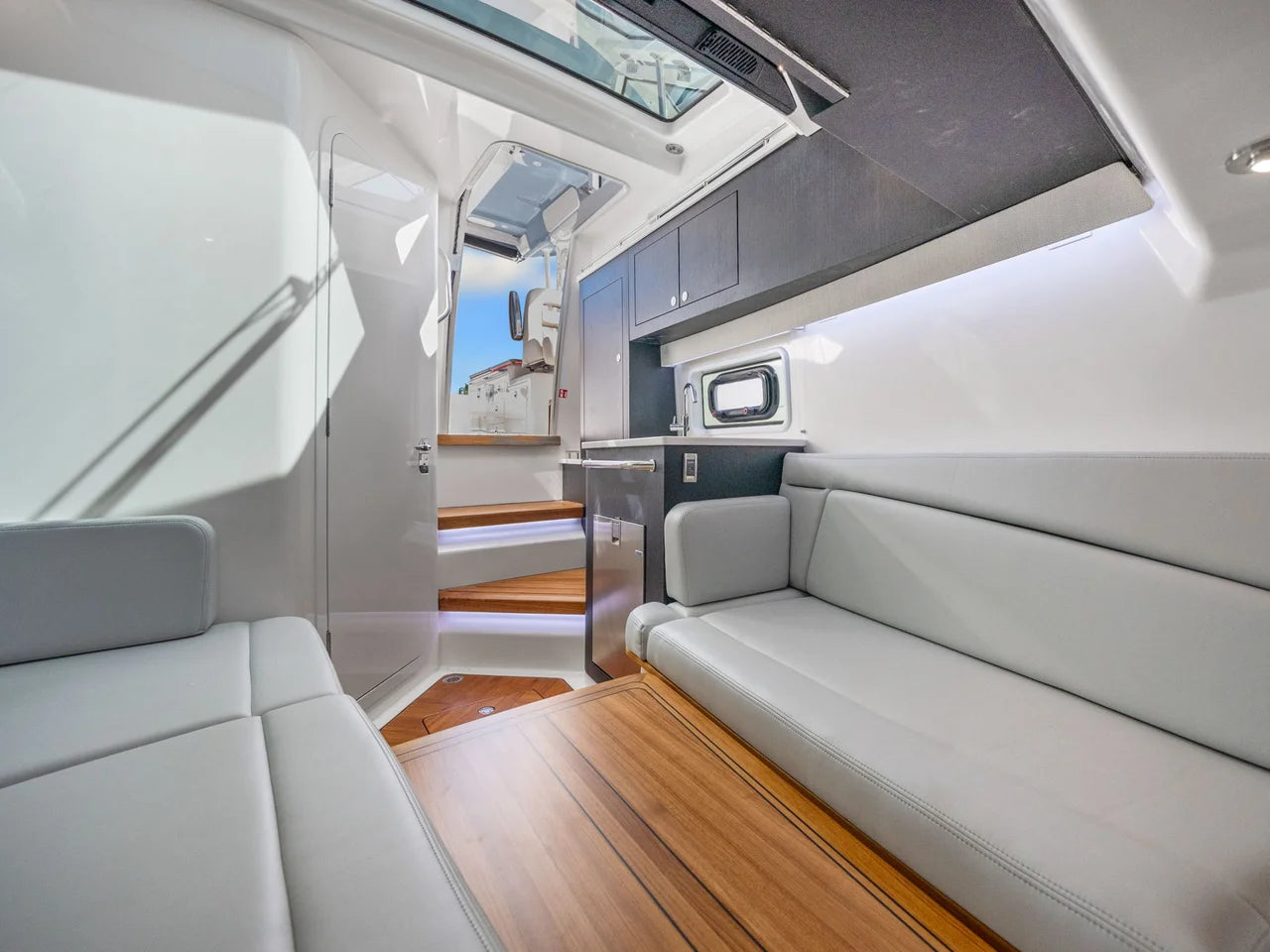 2026 Boston Whaler 380 Realm 38.0 feet, Clearwater, Florida #26