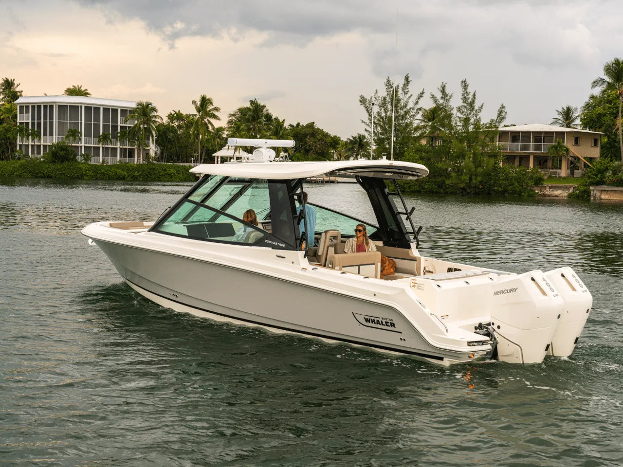 2026 Boston Whaler 330 Vantage 33.0 feet, Clearwater, Florida #6