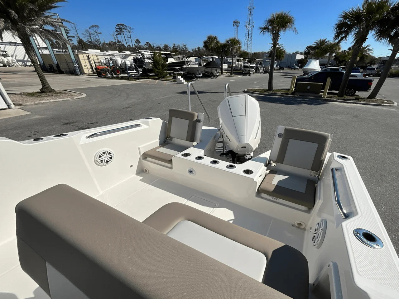 2025 Boston Whaler 210 Vantage 21.0 feet, Clearwater, Florida #30