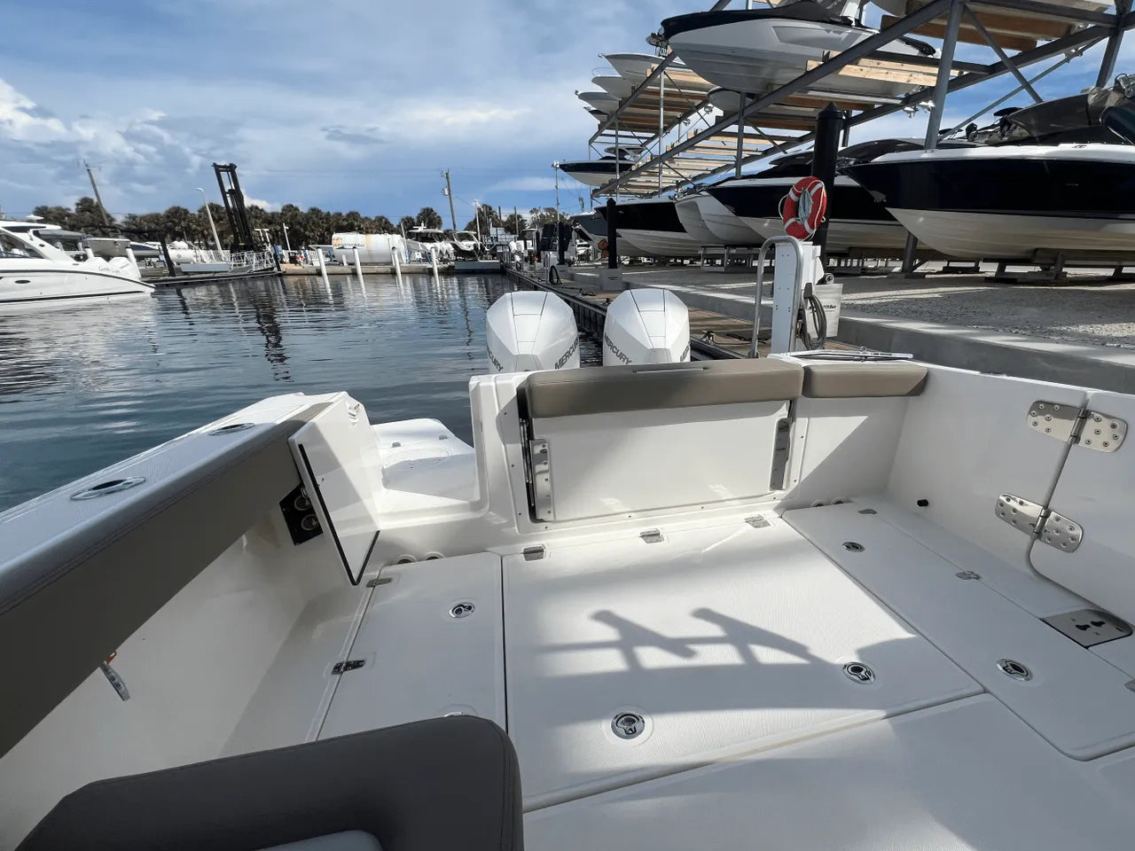 2026 Boston Whaler 280 Vantage 28.0 feet, Clearwater, Florida #20