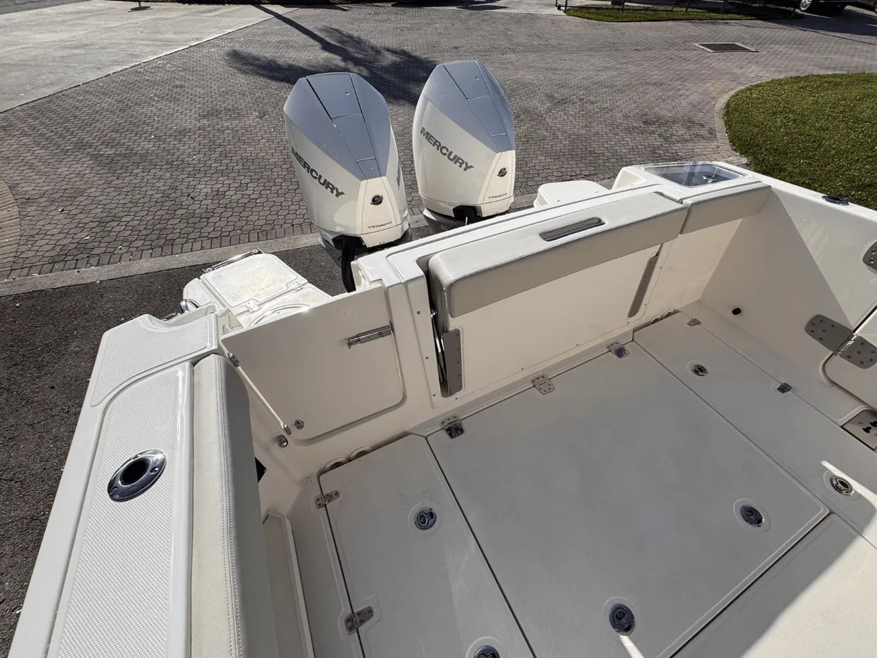 2025 Boston Whaler 280 Vantage 28.0 feet, Clearwater, Florida #11
