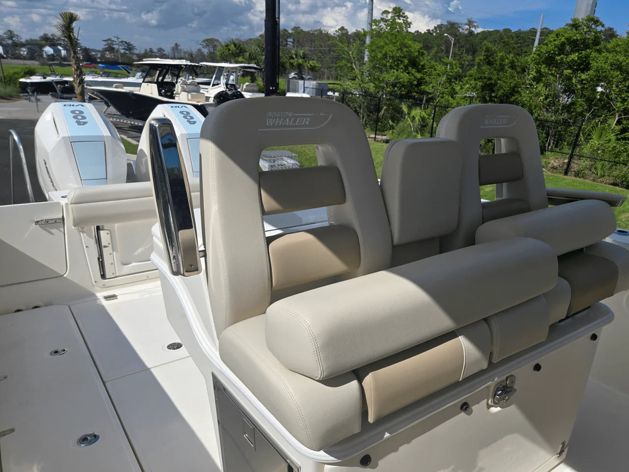 2025 Boston Whaler 330 Outrage 33.0 feet, Clearwater, Florida #17