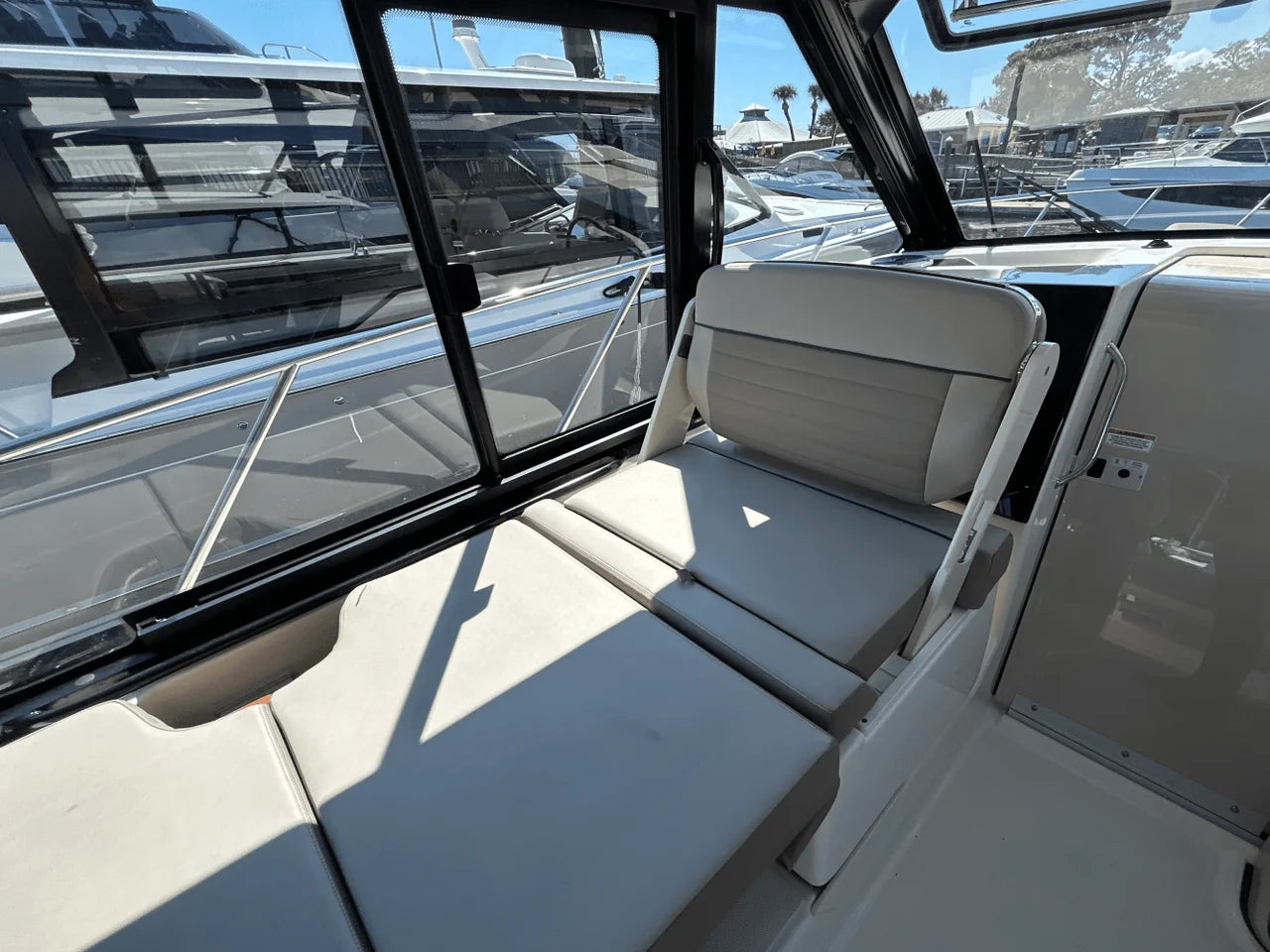 2025 Boston Whaler 365 Conquest 36.0 feet, Clearwater, Florida #21