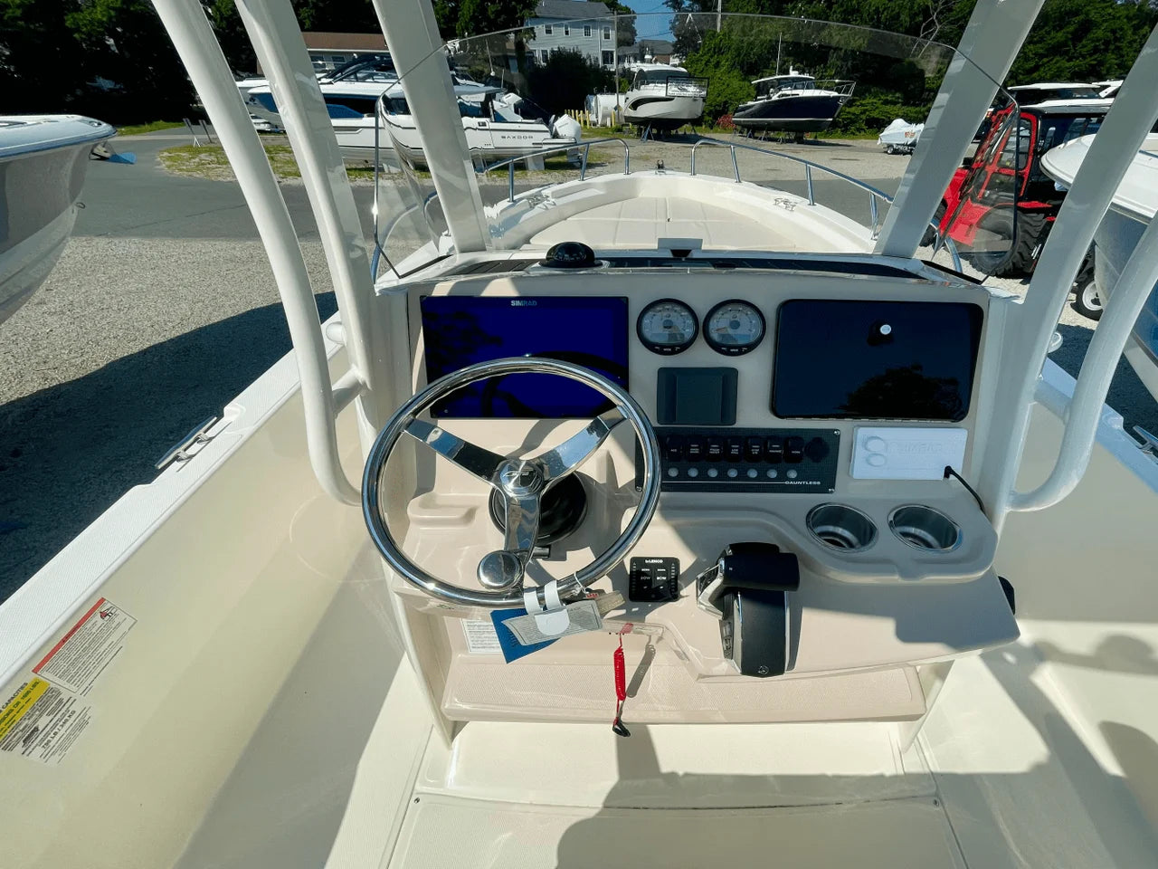 2026 Boston Whaler 250 Dauntless 25.0 feet, Clearwater, Florida #17
