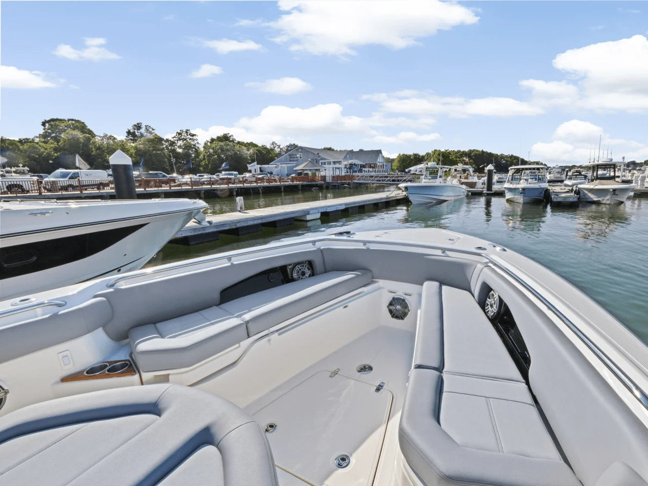 2025 Boston Whaler 360 Outrage 36.0 feet, Clearwater, Florida #51