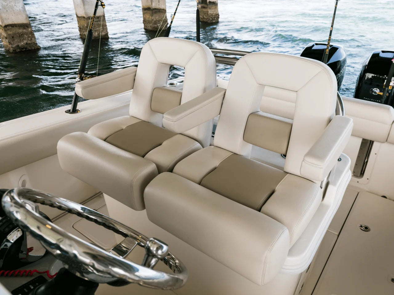 2026 Boston Whaler 250 Outrage 25.0 feet, Clearwater, Florida #88