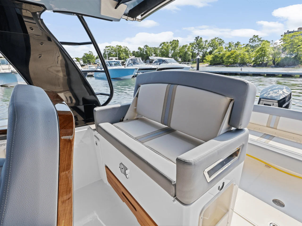 2025 Boston Whaler 380 Realm 38.0 feet, Clearwater, Florida #19