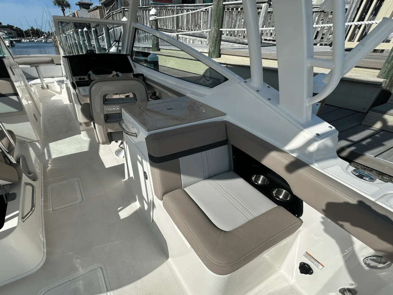 2026 Boston Whaler 280 Vantage 28.0 feet, Clearwater, Florida #19