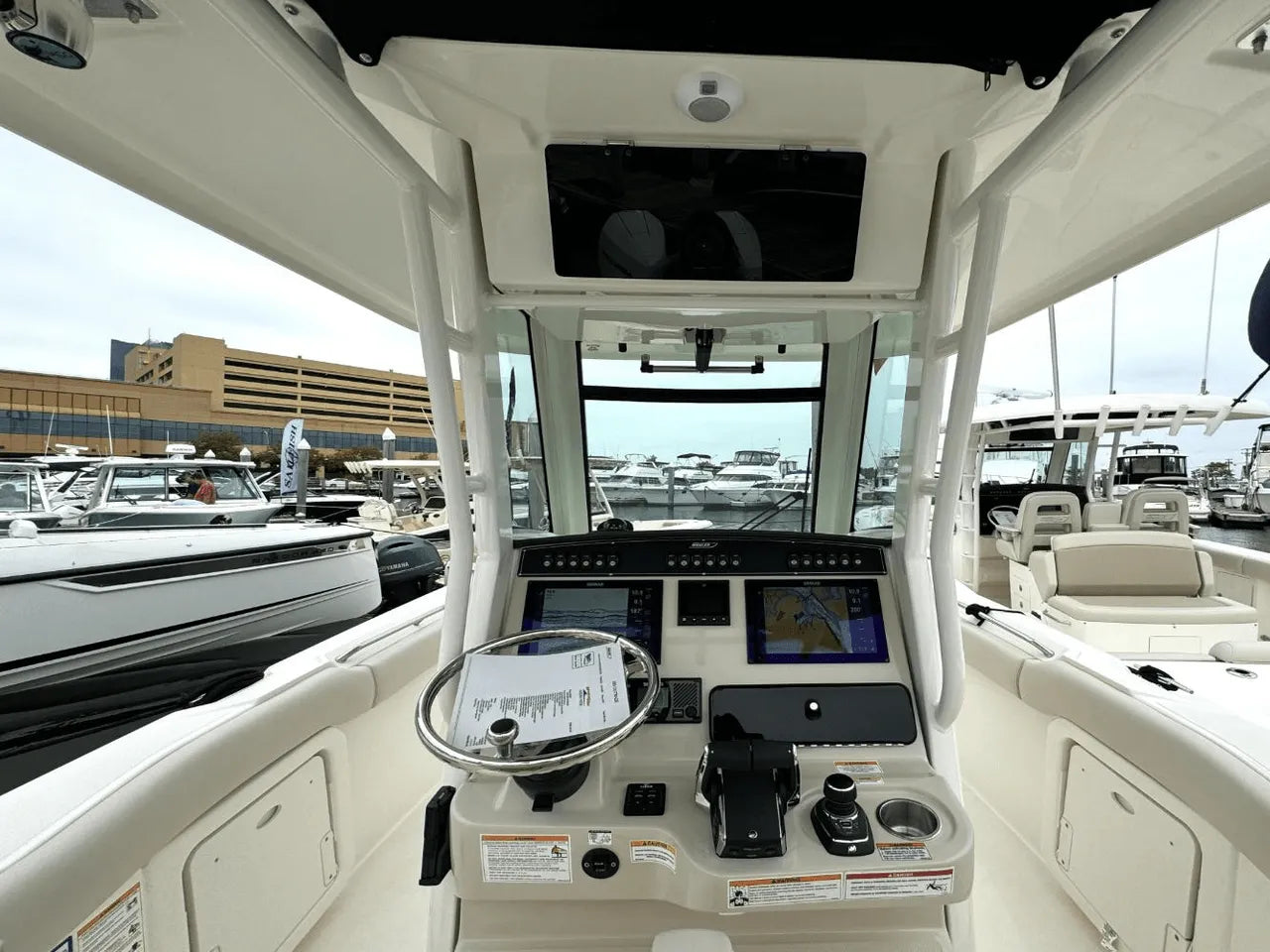2025 Boston Whaler 280 Outrage 28.0 feet, Clearwater, Florida #21