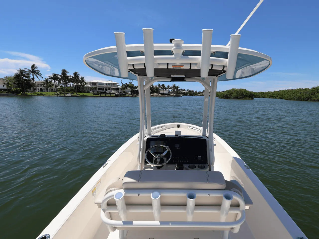 2026 Boston Whaler 220 Dauntless 22.0 feet, Clearwater, Florida #33