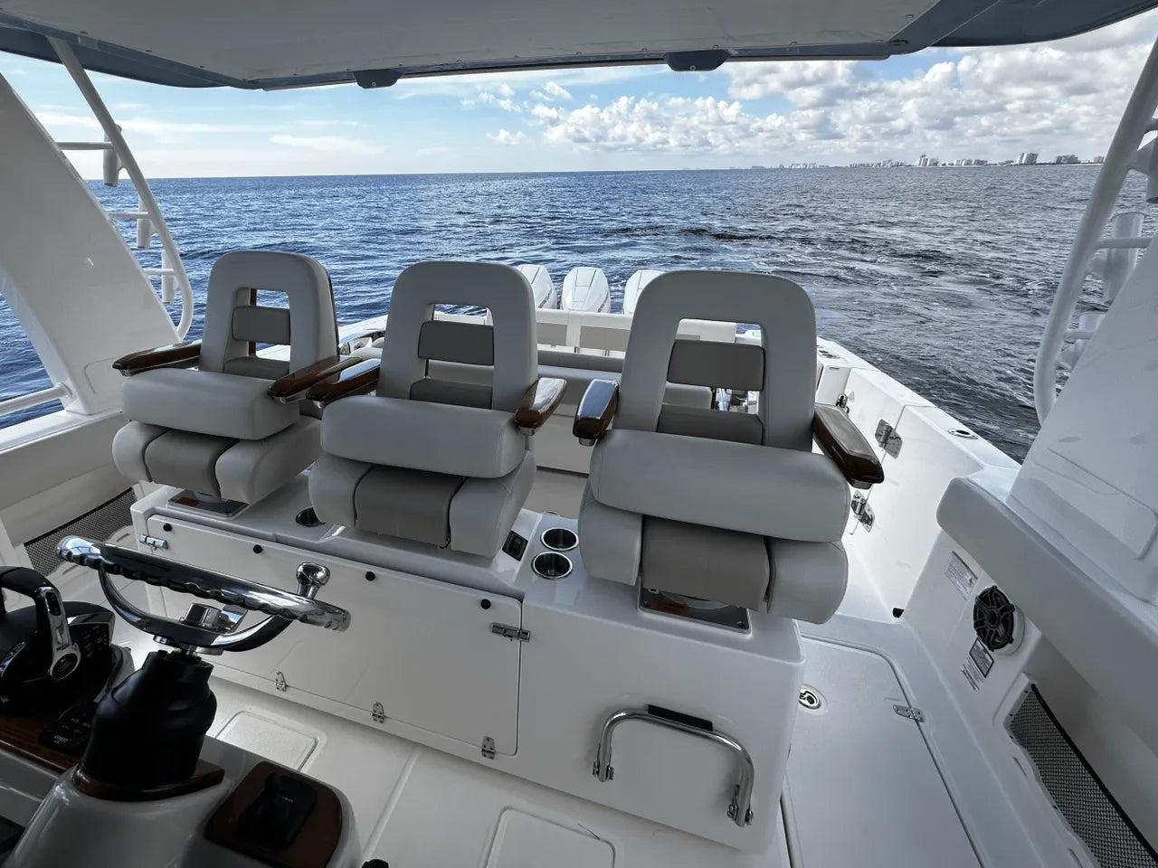 2026 Boston Whaler 420 Outrage 42.0 feet, Clearwater, Florida #41