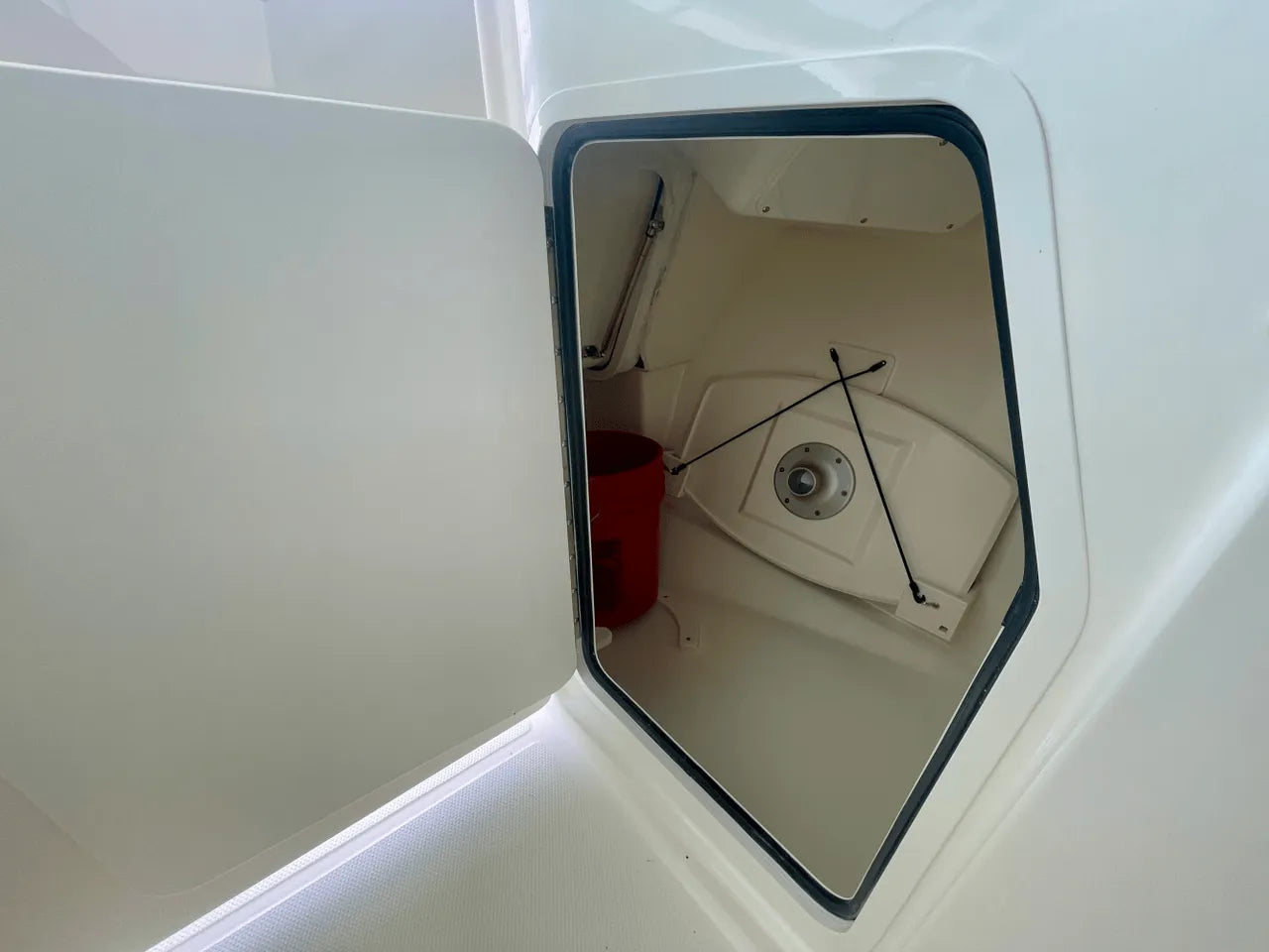 2025 Boston Whaler 280 Vantage 28.0 feet, Clearwater, Florida #27