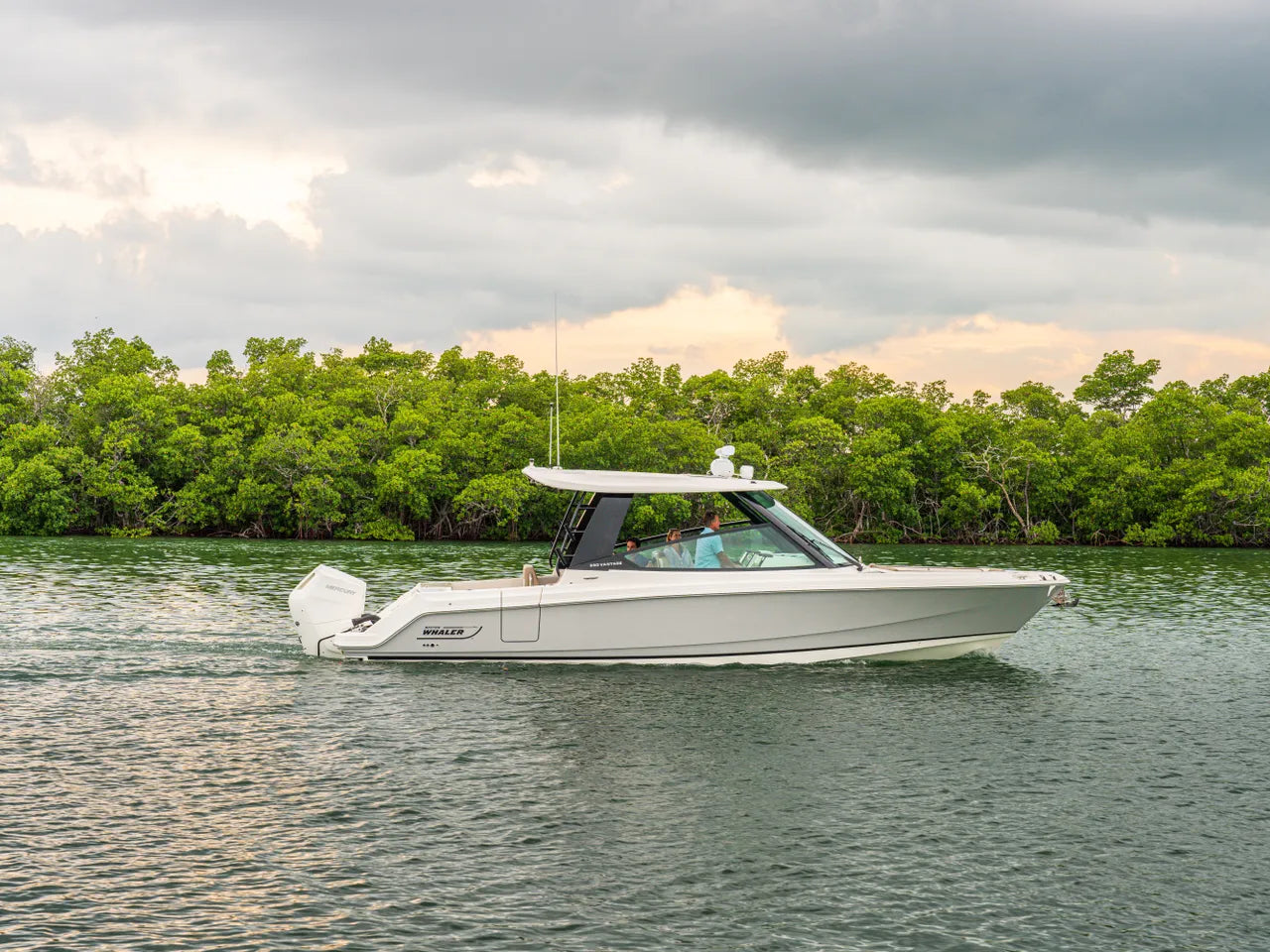 2026 Boston Whaler 330 Vantage 33.0 feet, Clearwater, Florida #5