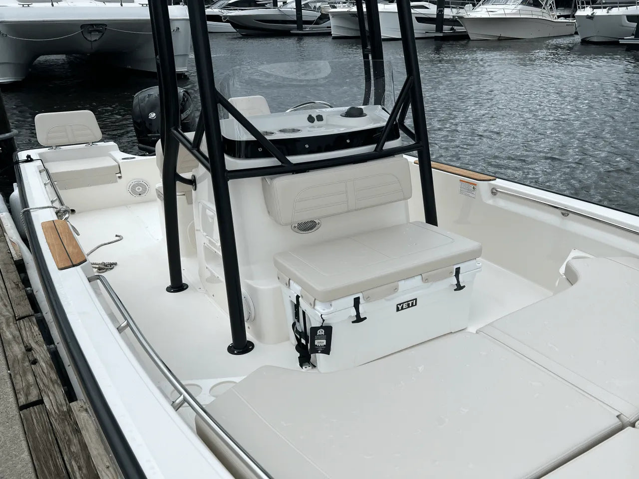 2025 Boston Whaler 190 Montauk 19.0 feet, Clearwater, Florida #17