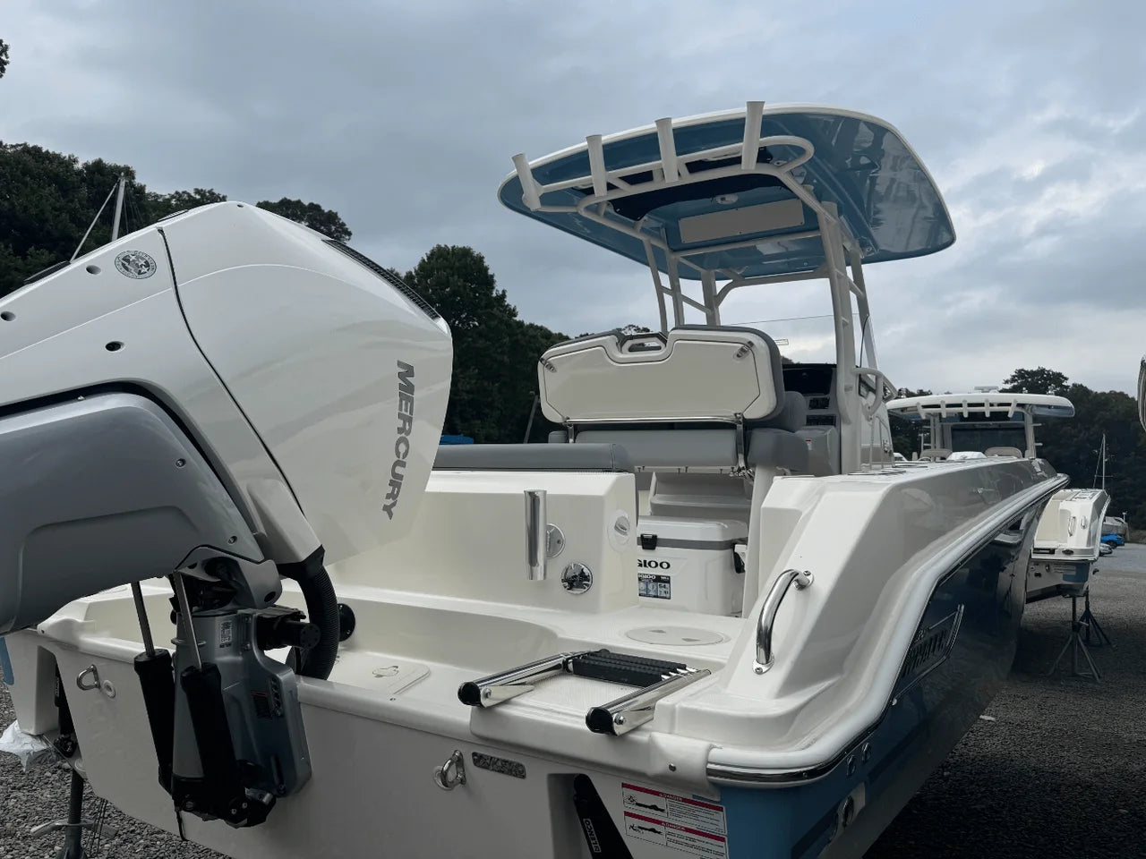 2026 Boston Whaler 230 Outrage 23.0 feet, Clearwater, Florida #4