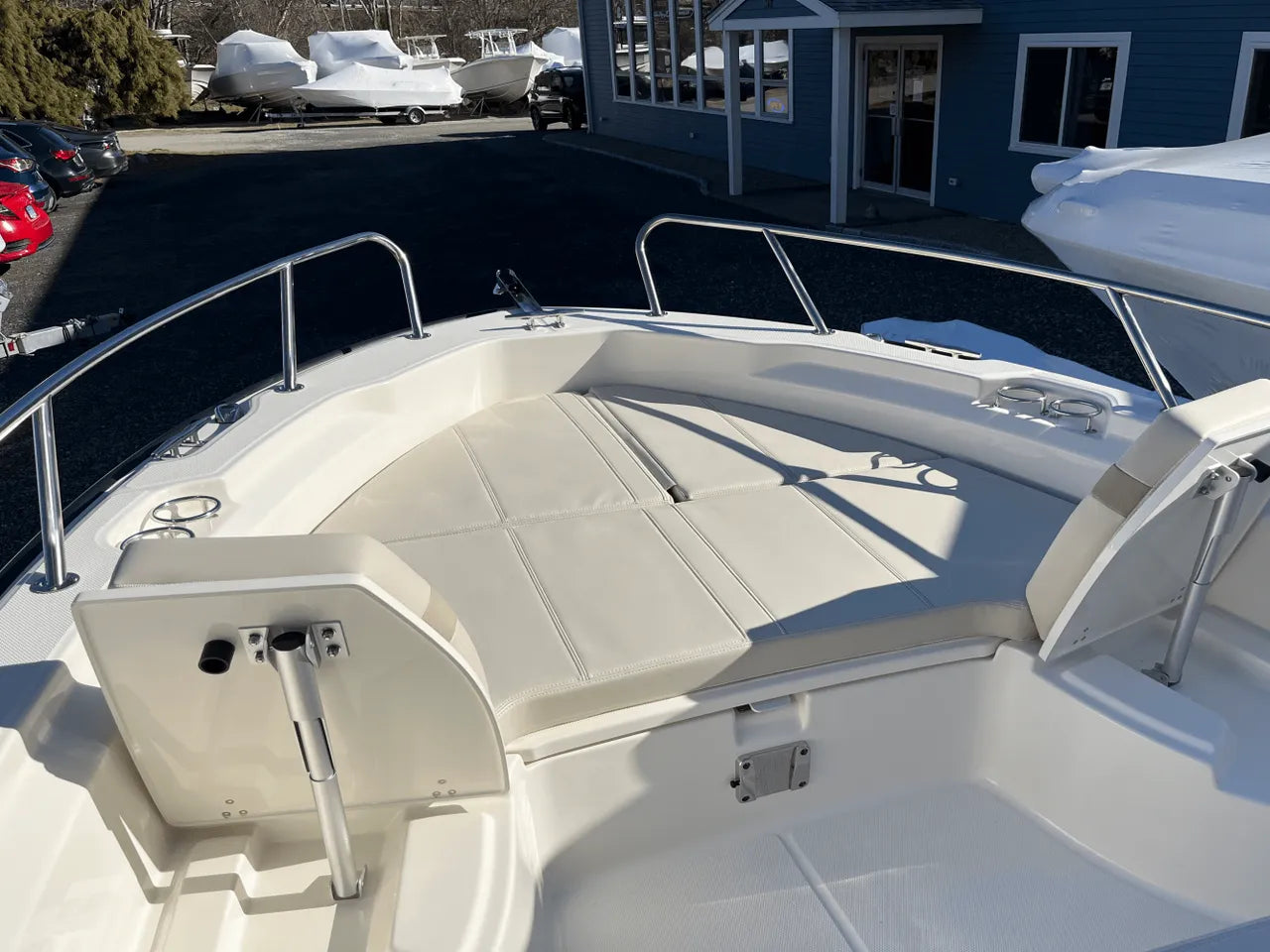 2025 Boston Whaler 250 Dauntless 25.0 feet, Clearwater, Florida #14
