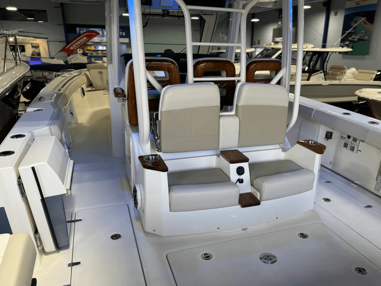 2025 Boston Whaler 360 Outrage 36.0 feet, Clearwater, Florida #19