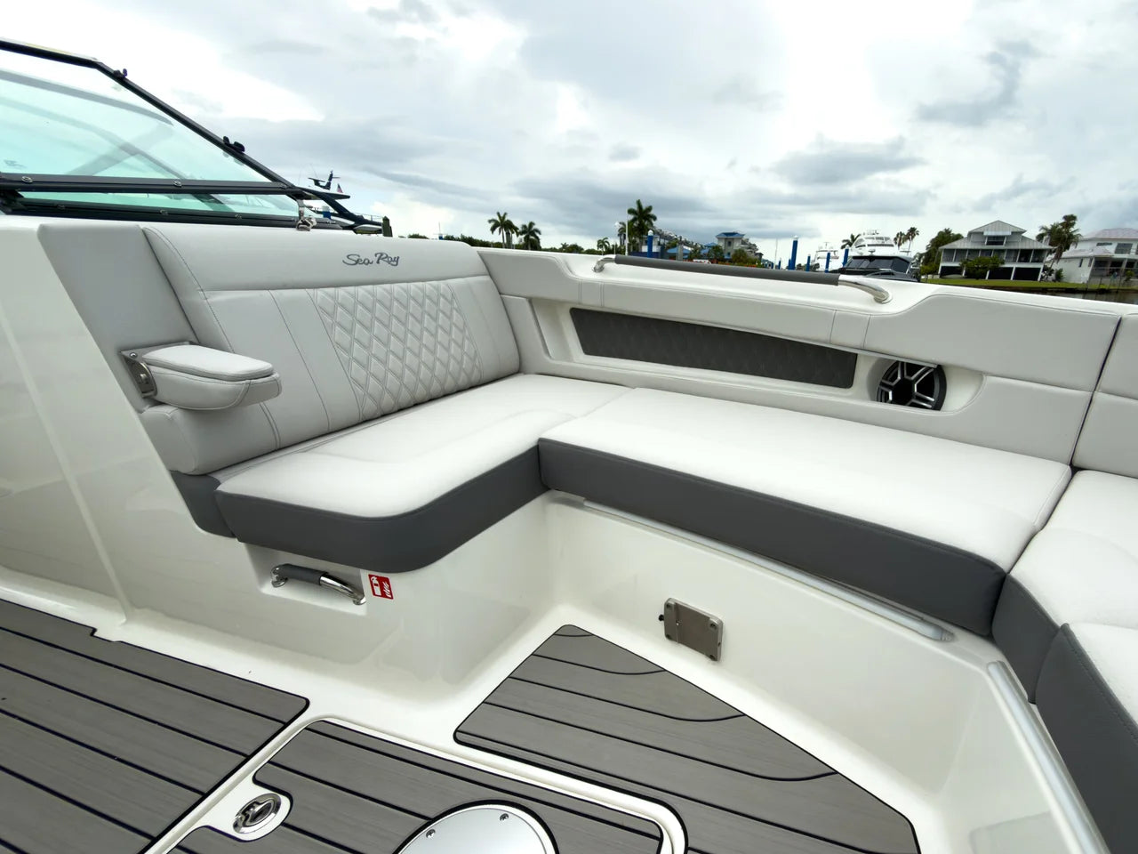 2027 Sea Ray SLX 310 Outboard 31.0 feet, Clearwater, Florida #24