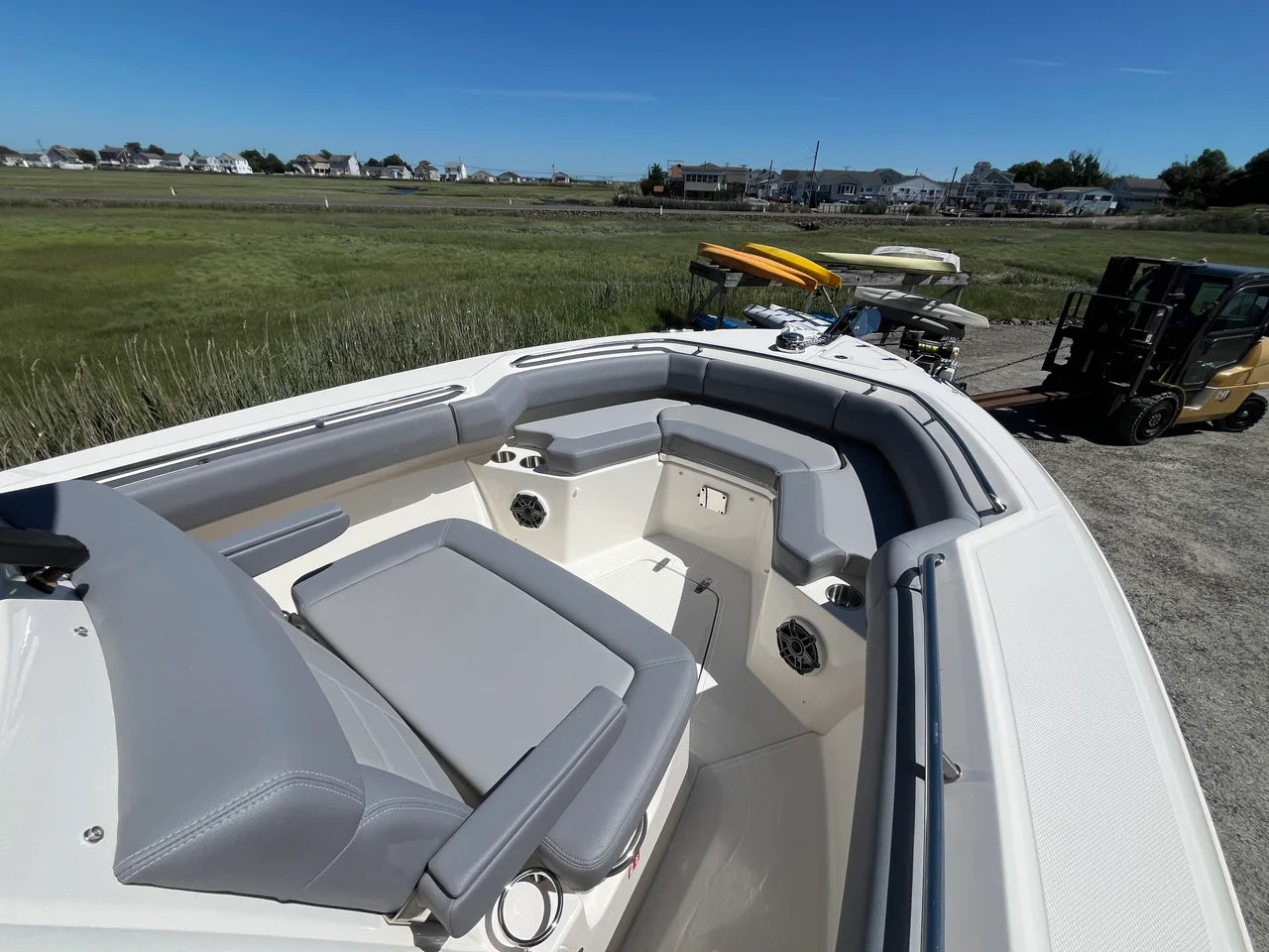 2026 Boston Whaler 250 Outrage 25.0 feet, Clearwater, Florida #17