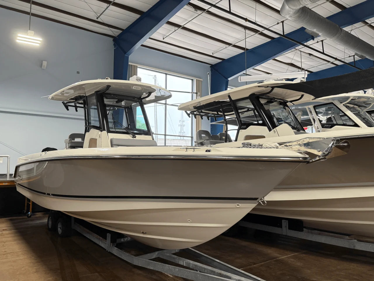 2026 Boston Whaler 250 Outrage 25.0 feet, Clearwater, Florida #1