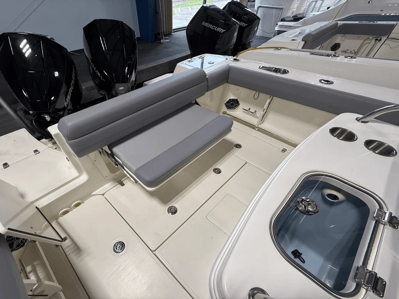 2026 Boston Whaler 250 Outrage 25.0 feet, Clearwater, Florida #6