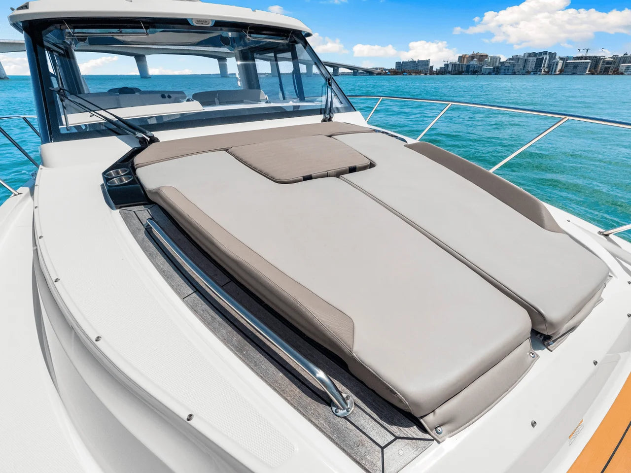 2025 Boston Whaler 365 Conquest 36.0 feet, Clearwater, Florida #85