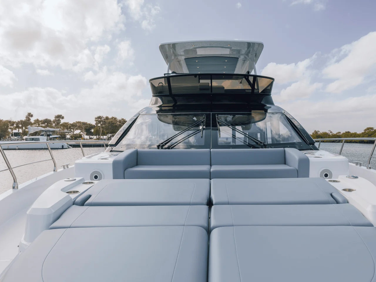 2027 Cruisers Yachts 57FLY 57.0 feet, Clearwater, Florida #55