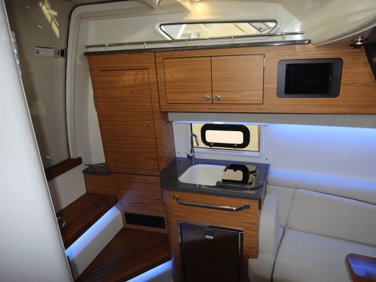 2026 Boston Whaler 380 Realm 38.0 feet, Clearwater, Florida #128