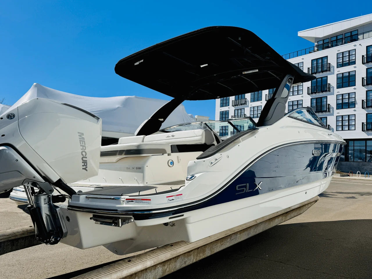 2025 Sea Ray SLX 260 Outboard 26.0 feet, Clearwater, Florida #9