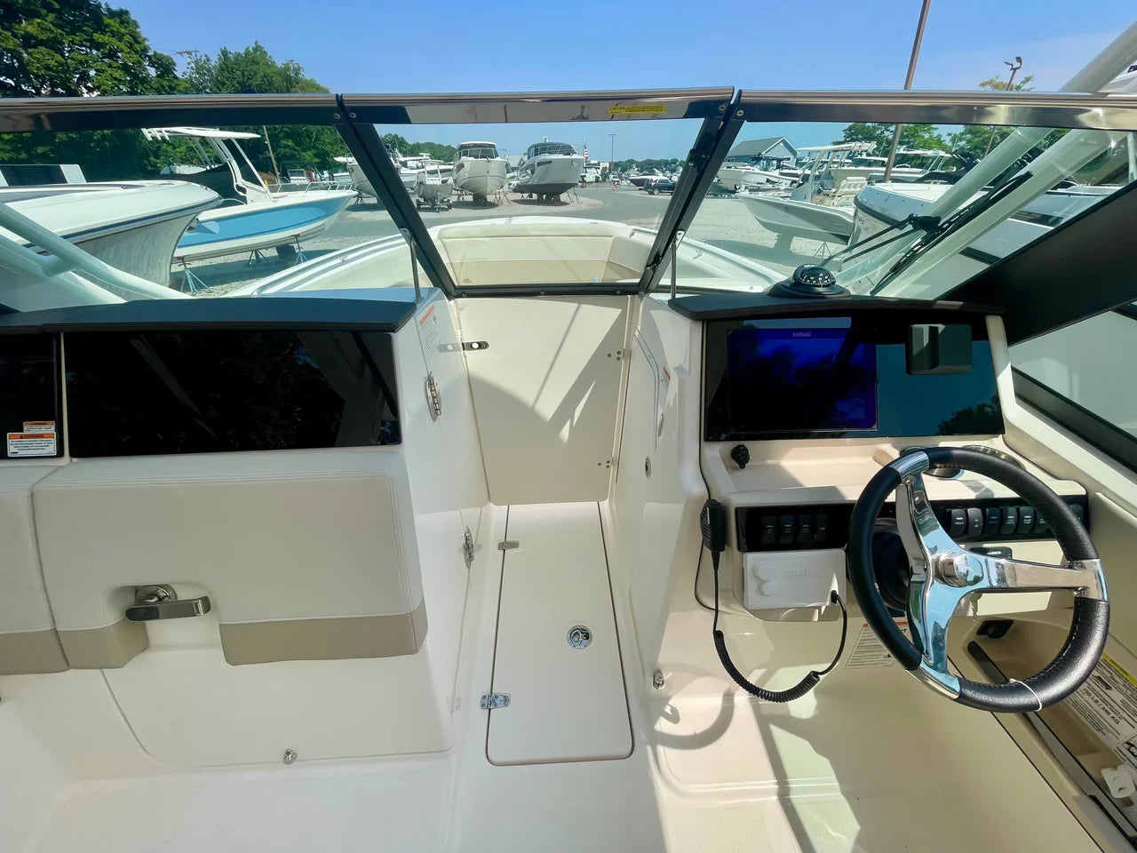 2026 Boston Whaler 240 Vantage 24.0 feet, Clearwater, Florida #15