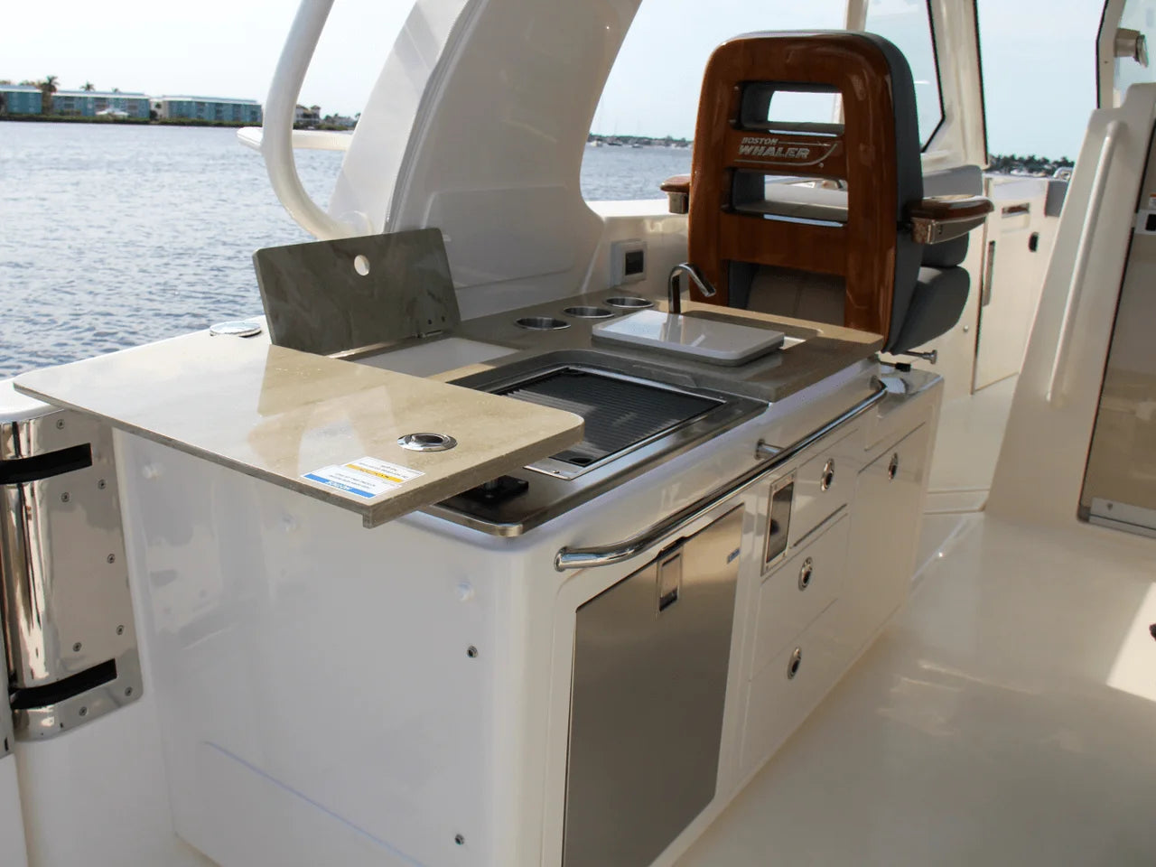 2025 Boston Whaler 380 Realm 38.0 feet, Clearwater, Florida #31