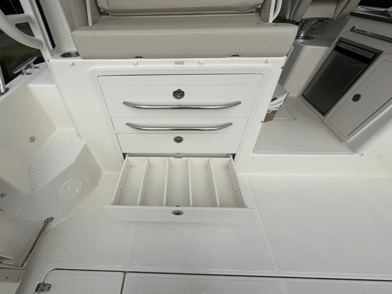 2026 Boston Whaler 325 Conquest 32.0 feet, Clearwater, Florida #21