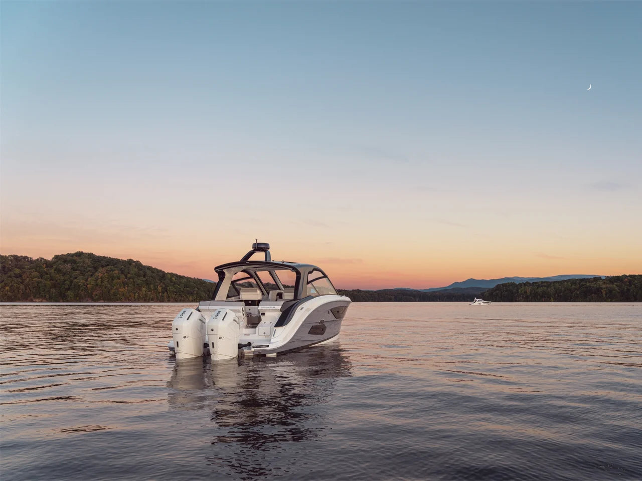 2026 Sea Ray Sundancer 370 Outboard 37.0 feet, Clearwater, Florida #40