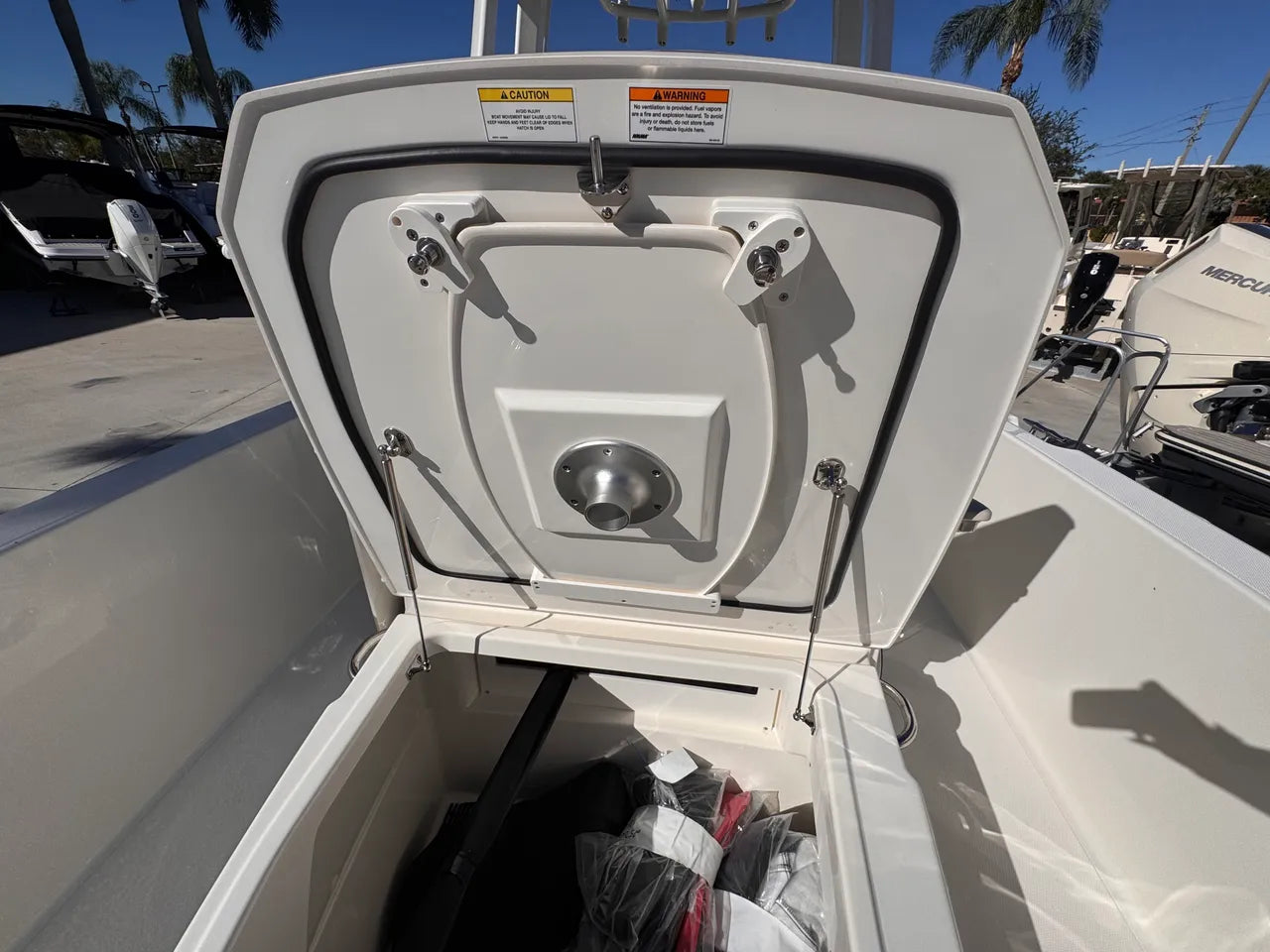 2026 Boston Whaler 250 Dauntless 25.0 feet, Clearwater, Florida #25