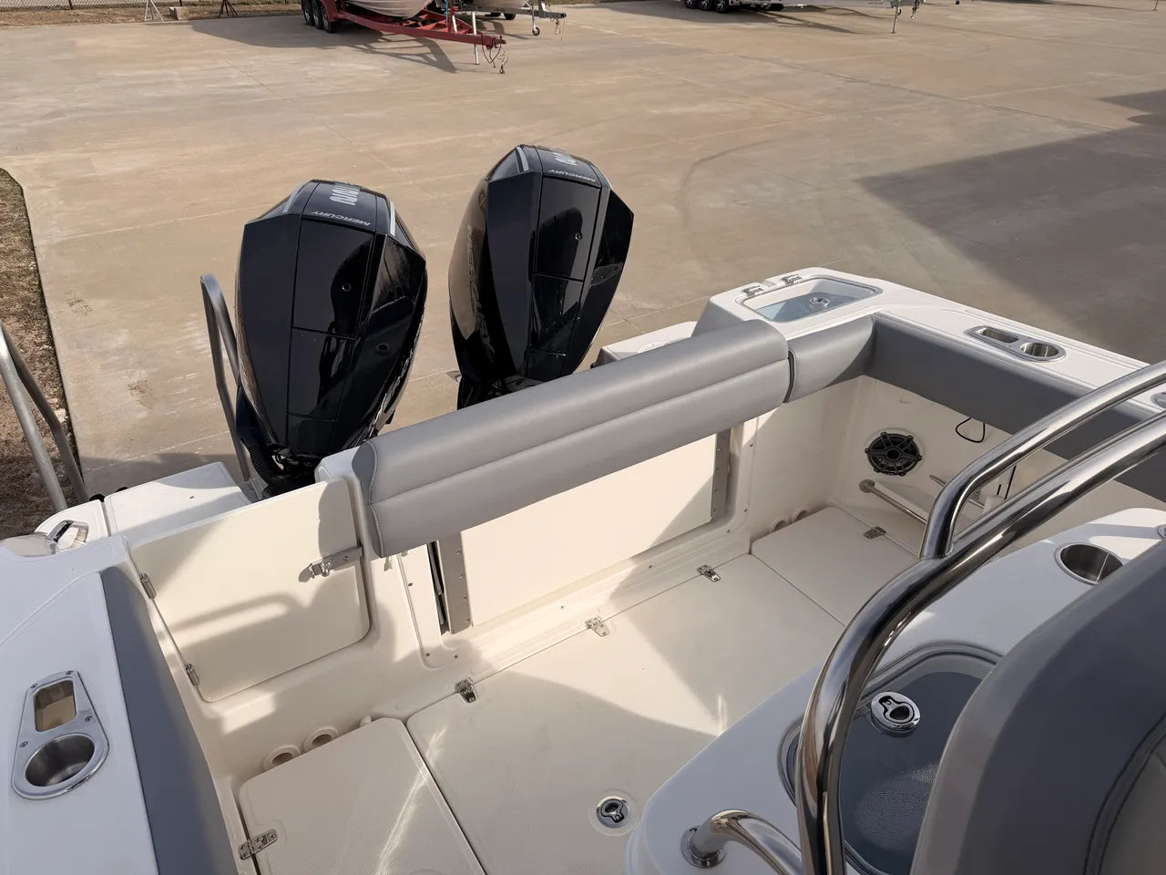 2026 Boston Whaler 250 Outrage 25.0 feet, Clearwater, Florida #7