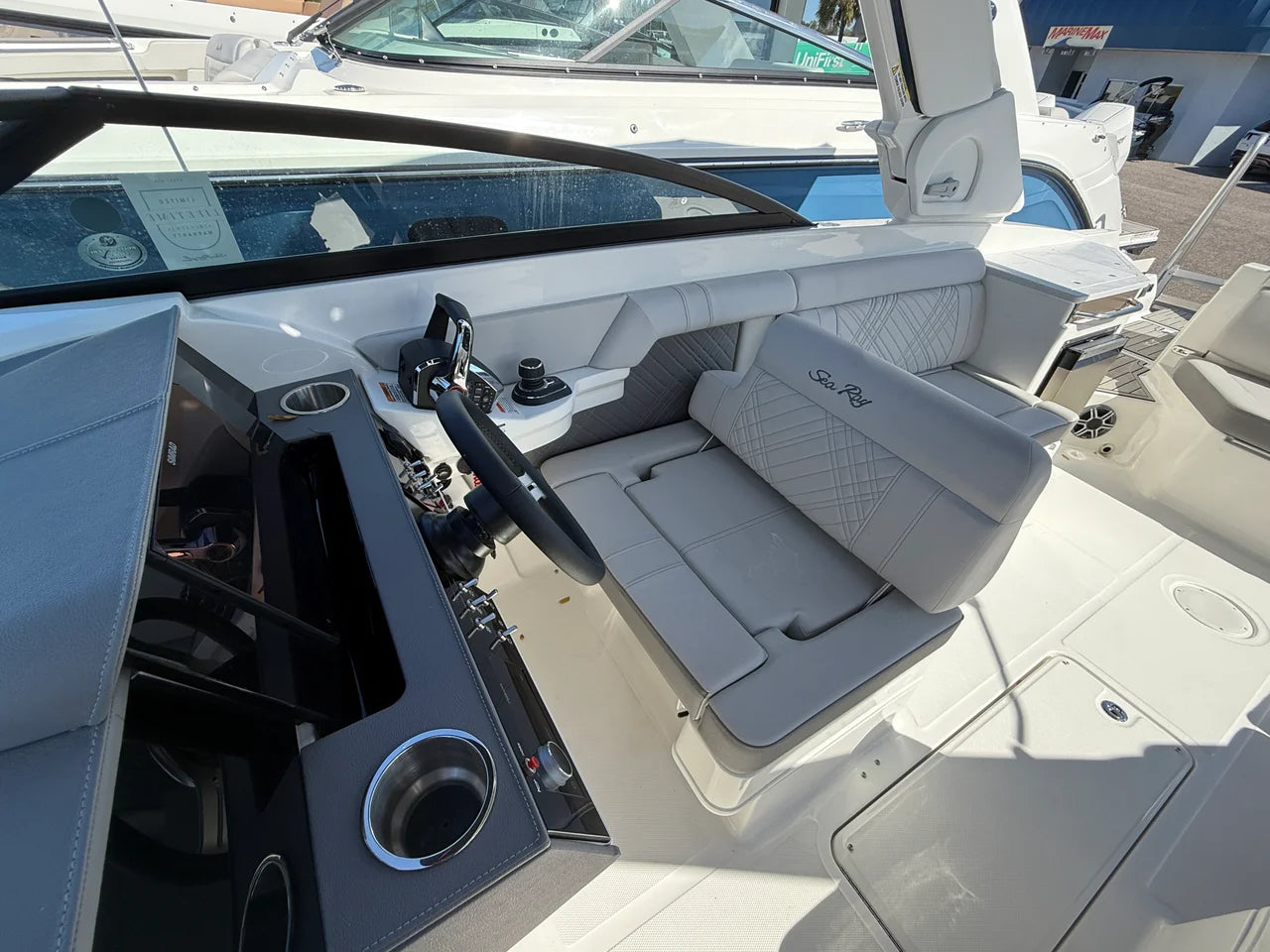 2026 Sea Ray SDX 290 Outboard 29.0 feet, Clearwater, Florida #10