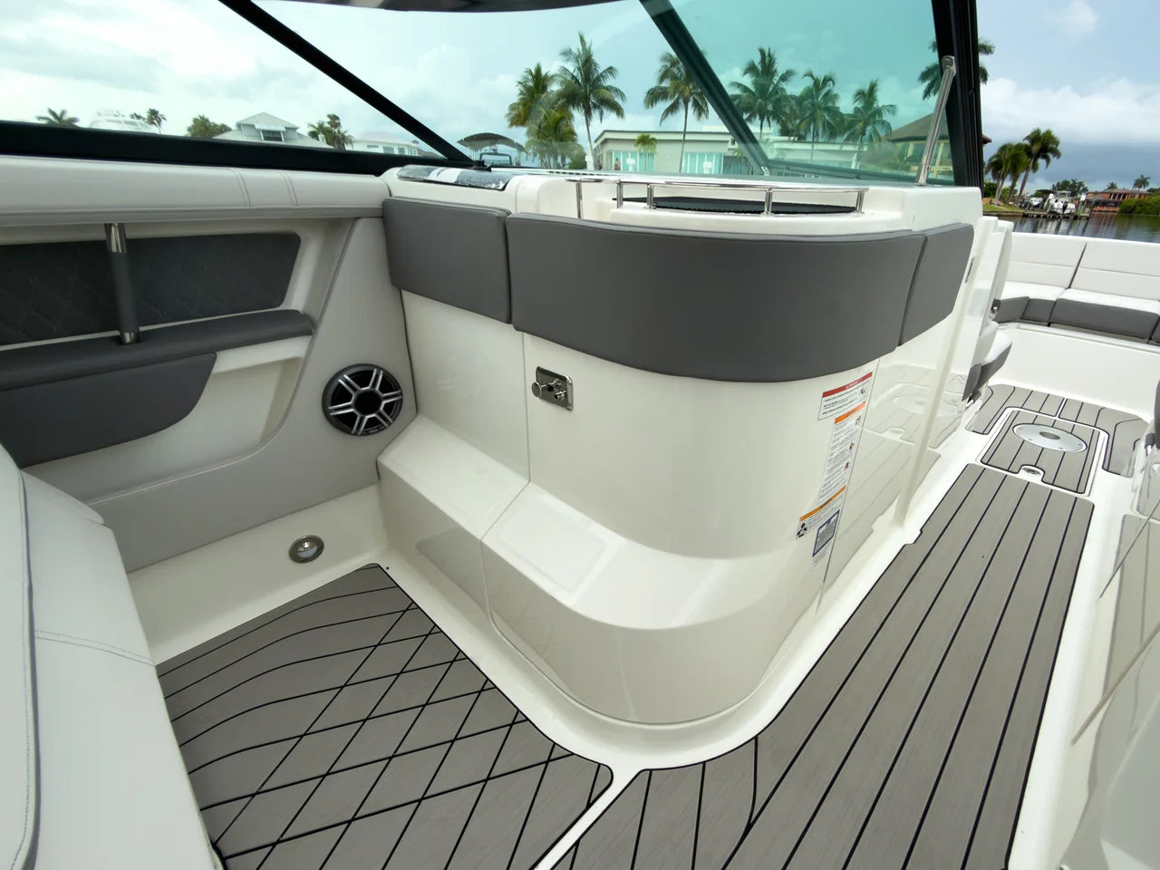 2027 Sea Ray SLX 310 Outboard 31.0 feet, Clearwater, Florida #19