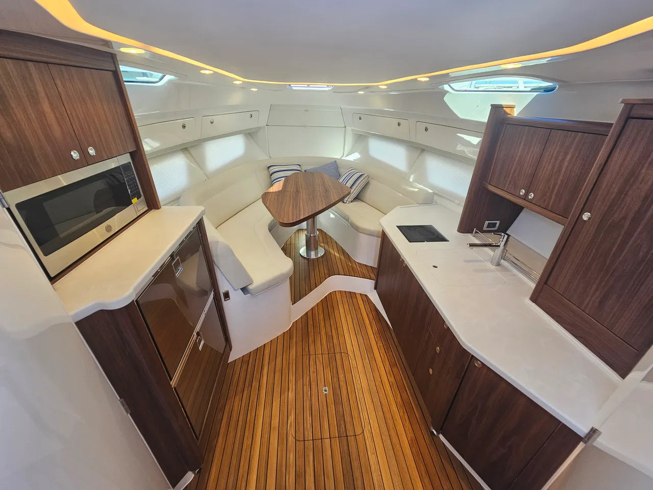 2026 Intrepid 438 EVOLUTION 43.0 feet, Clearwater, Florida #16