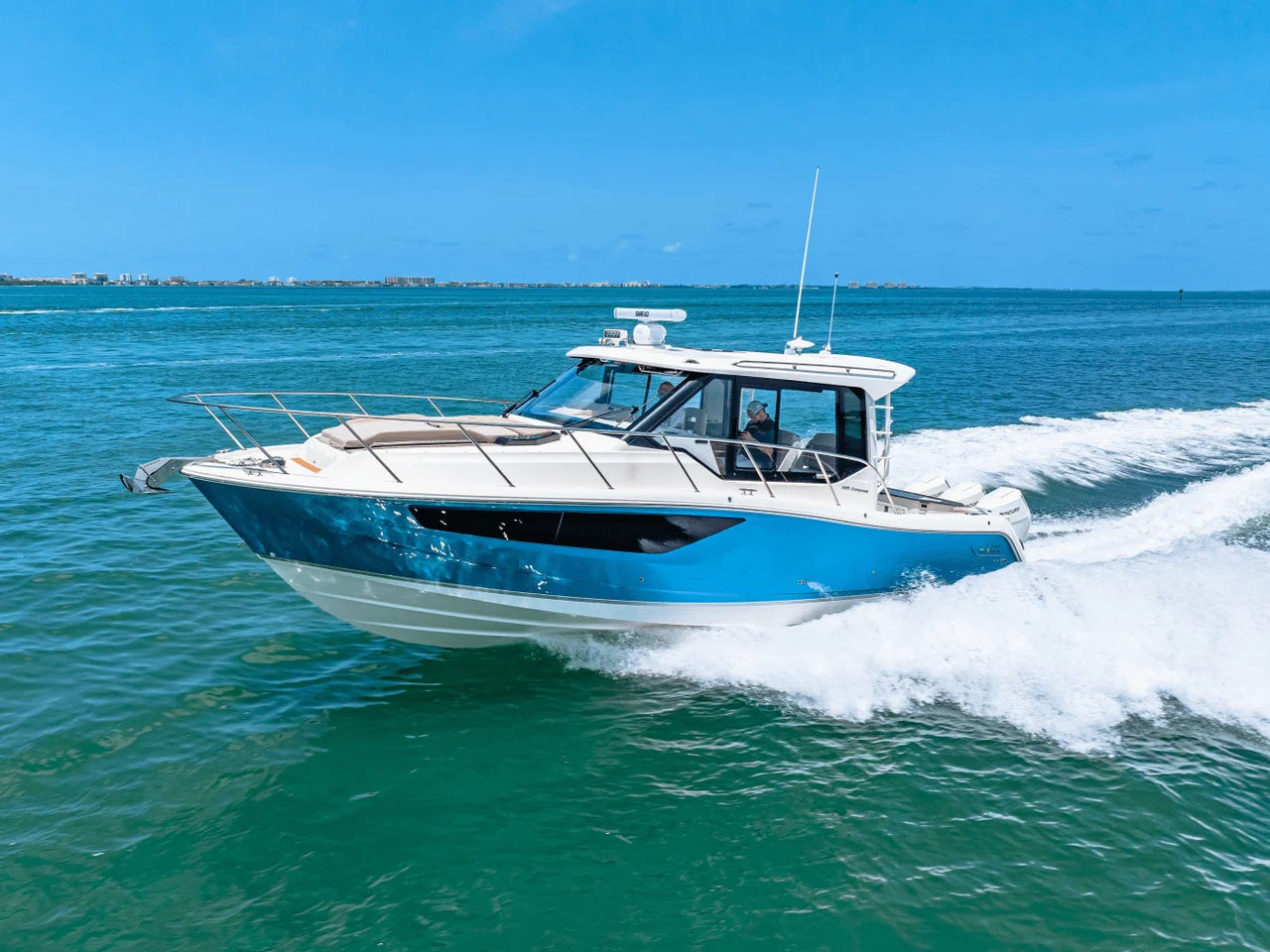 2025 Boston Whaler 365 Conquest 36.0 feet, Clearwater, Florida #25
