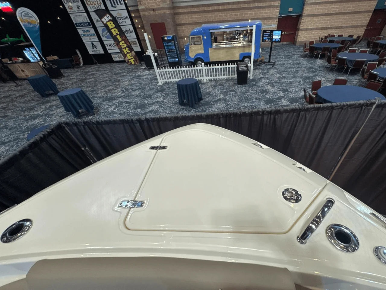 2025 Boston Whaler 330 Vantage 33.0 feet, Clearwater, Florida #34
