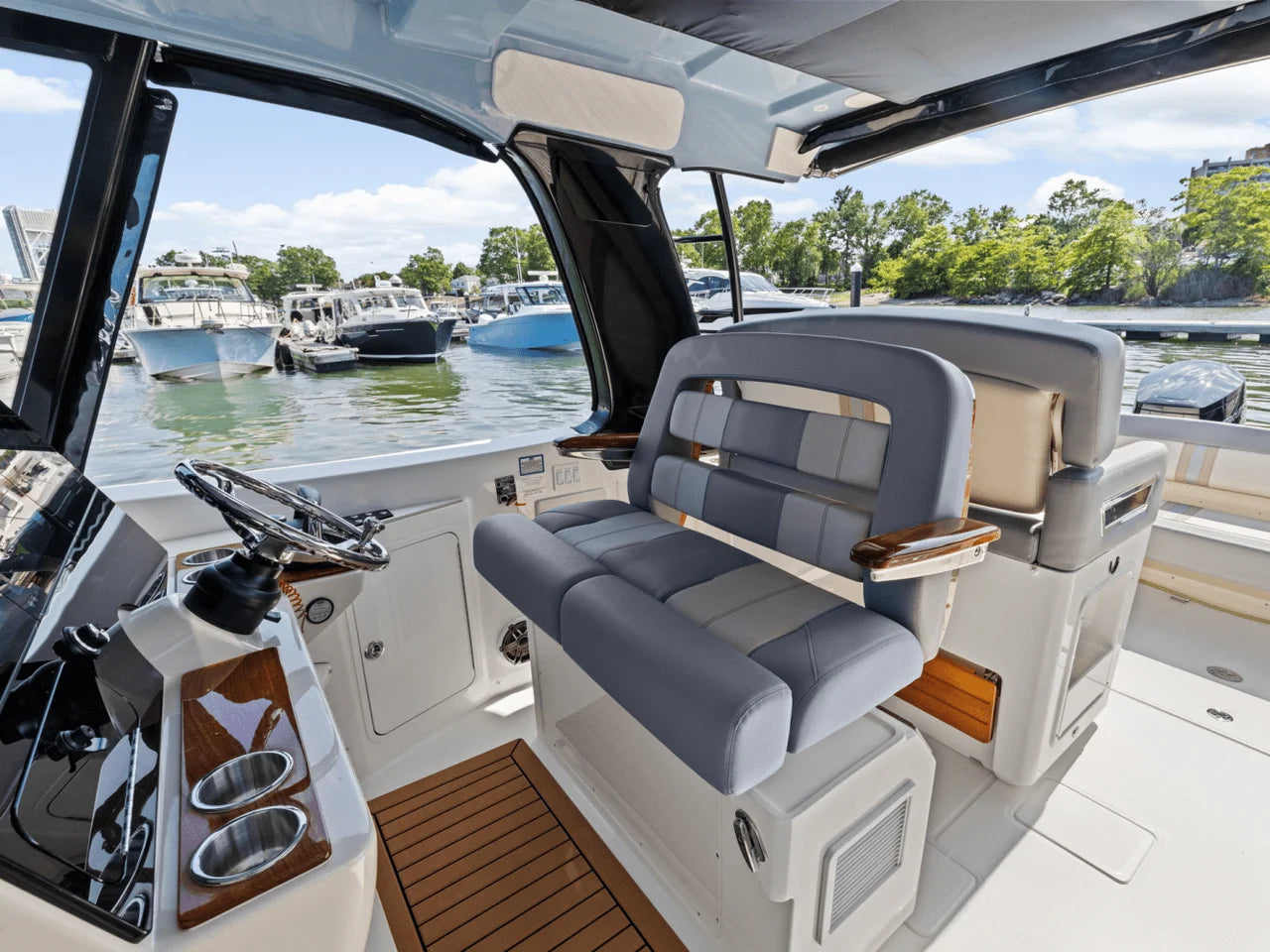 2025 Boston Whaler 380 Realm 38.0 feet, Clearwater, Florida #21