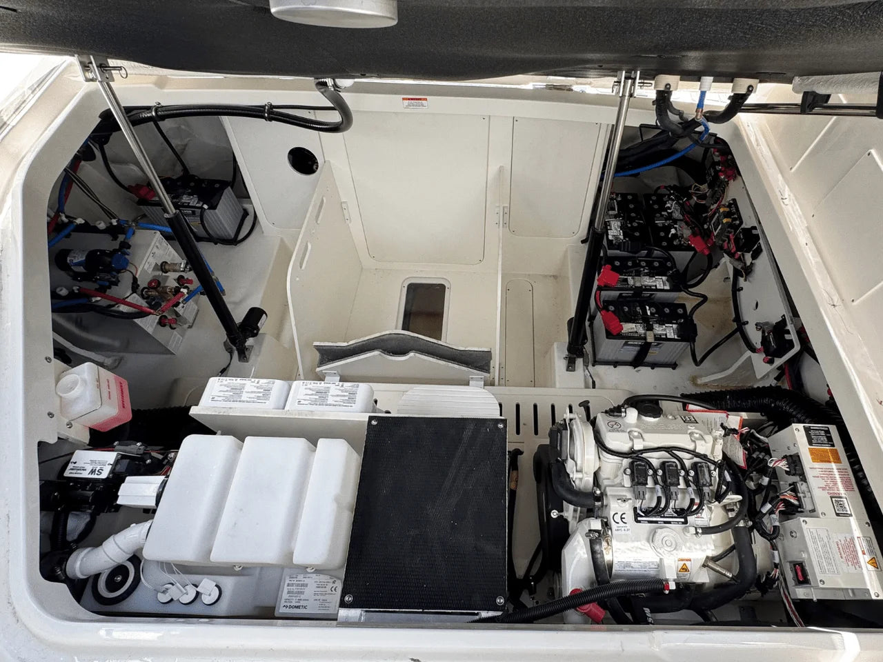 2026 Sea Ray Sundancer 320 Outboard 32.0 feet, Clearwater, Florida #28