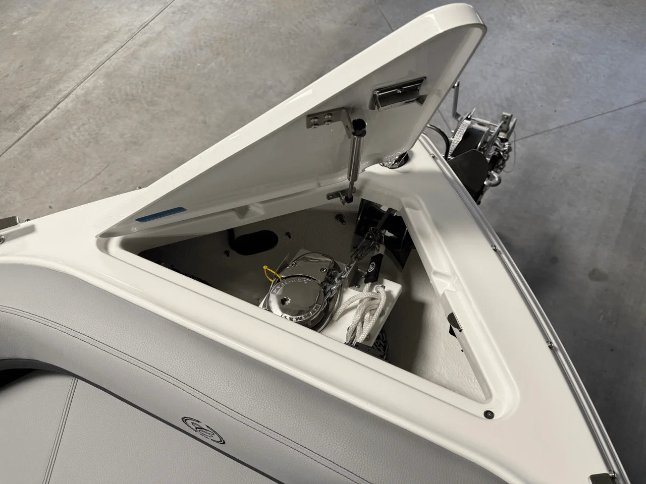 2025 Cobalt R8 Outboard 28.0 feet, Crosslake, MN #144