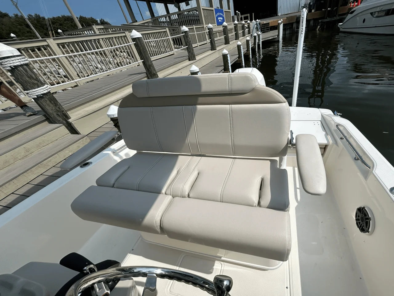 2026 Boston Whaler 220 Dauntless 22.0 feet, Clearwater, Florida #14