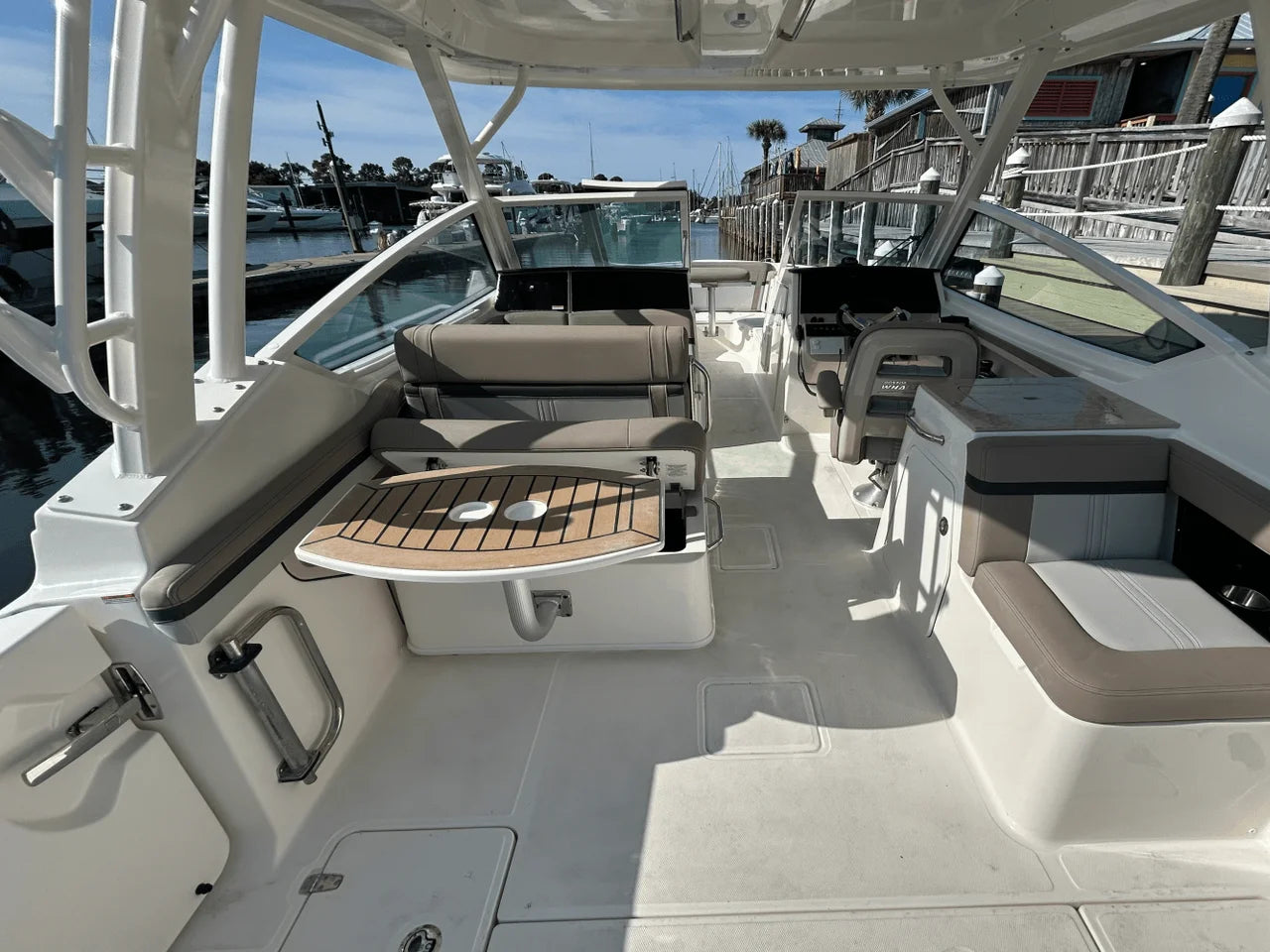 2026 Boston Whaler 280 Vantage 28.0 feet, Clearwater, Florida #15