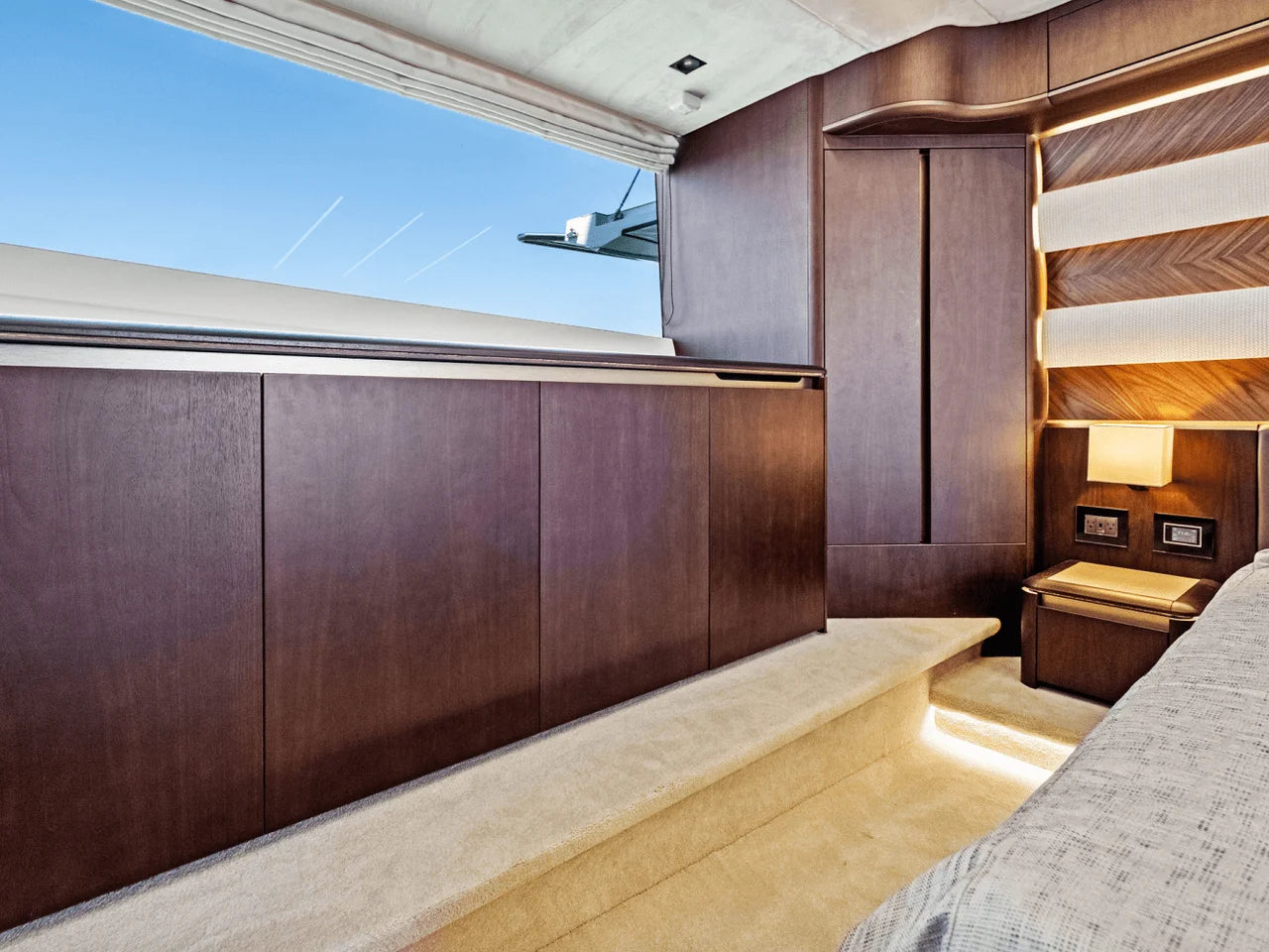 2025 Galeon 560 FLY 56.0 feet, Clearwater, Florida #71