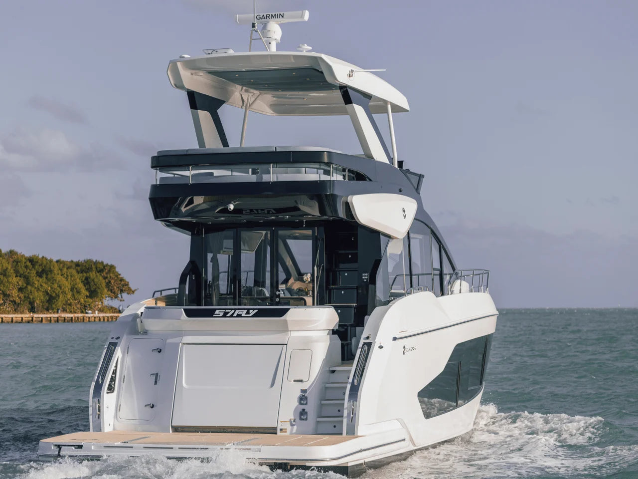 2027 Cruisers Yachts 57FLY 57.0 feet, Clearwater, Florida #31