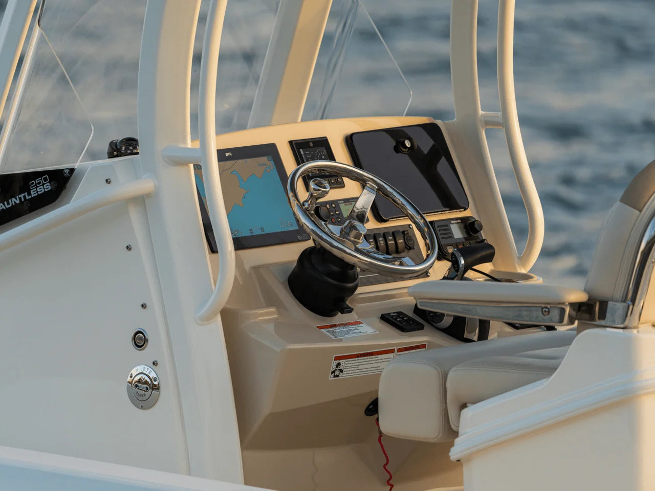 2026 Boston Whaler 250 Dauntless 25.0 feet, Clearwater, Florida #52