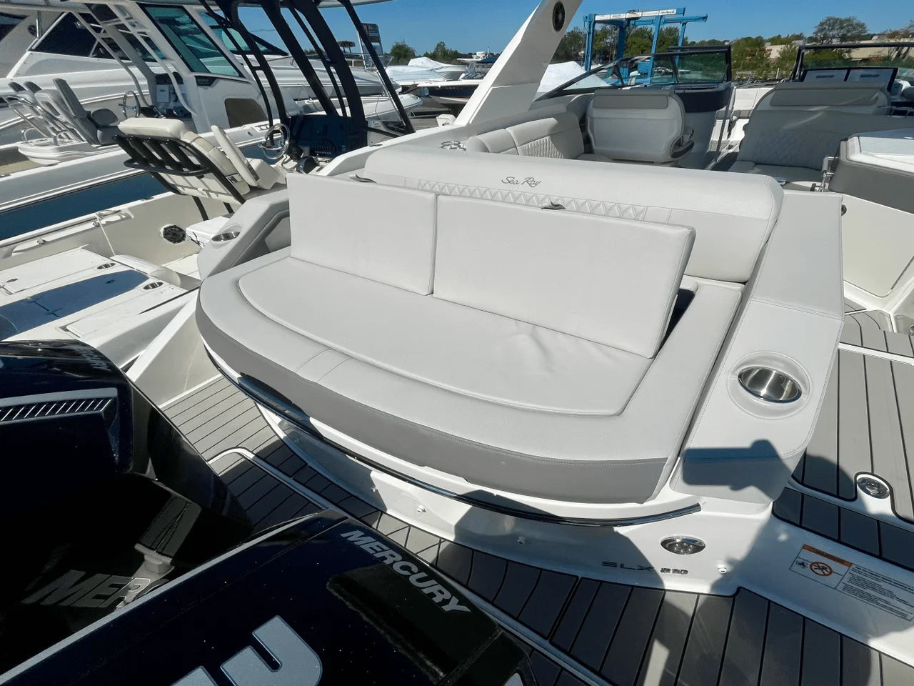 2026 Sea Ray SLX 310 Outboard 31.0 feet, Clearwater, Florida #5